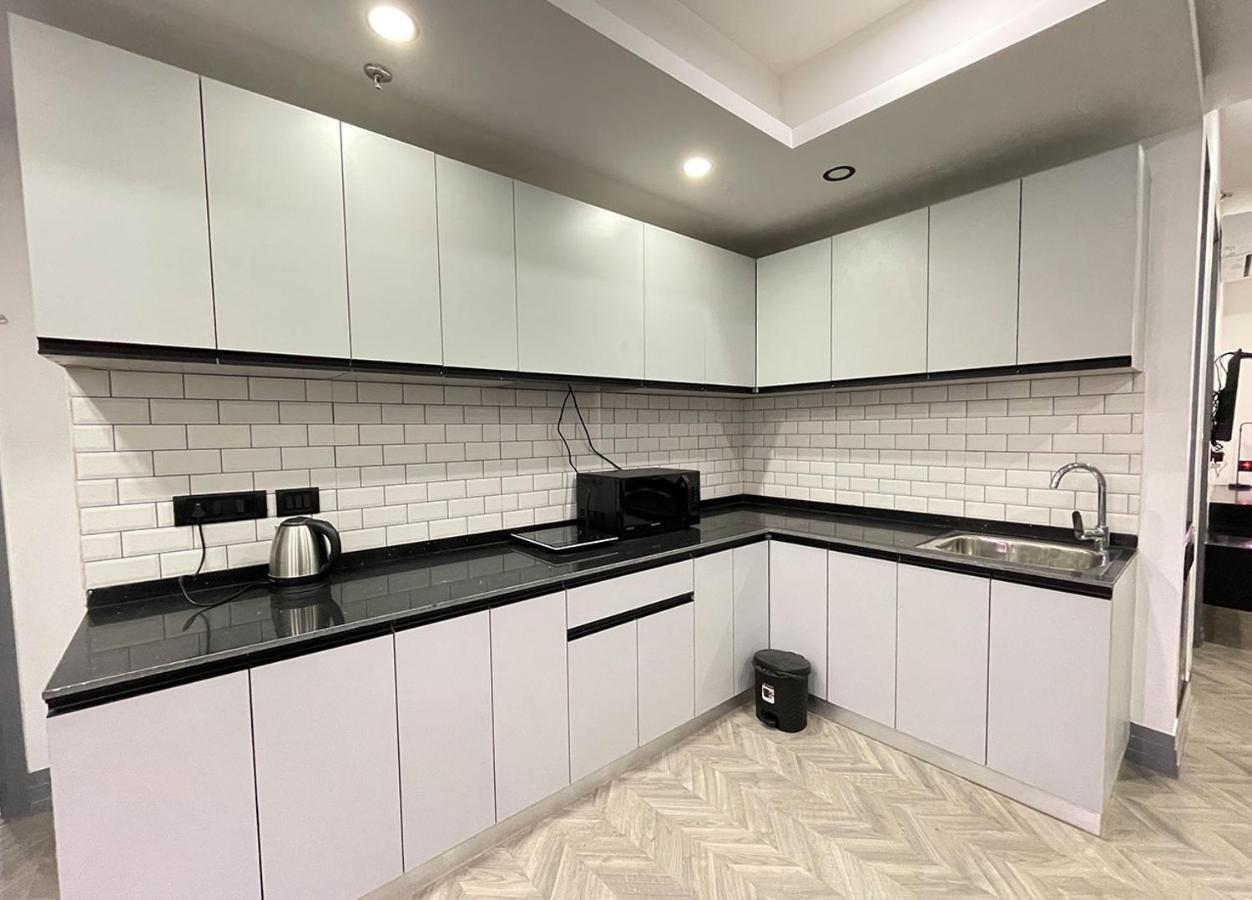 Bedchambers Serviced Apartments, Mg Road Gurgaon Luaran gambar