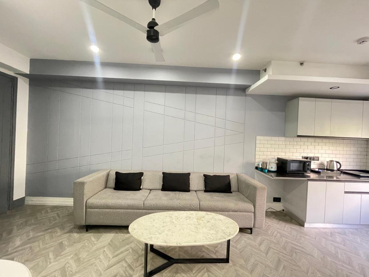 Bedchambers Serviced Apartments, Mg Road Gurgaon Luaran gambar